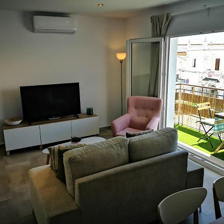 Apartamento Suite Arco De La Villa,Solo Familia Y Parejas,Parking Gratuito 科尼尔-德拉弗龙特拉 外观 照片