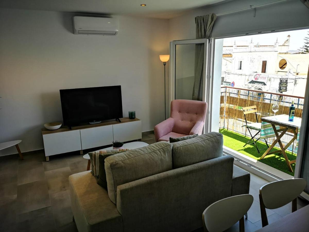 Apartamento Suite Arco De La Villa,Solo Familia Y Parejas,Parking Gratuito 科尼尔-德拉弗龙特拉 外观 照片