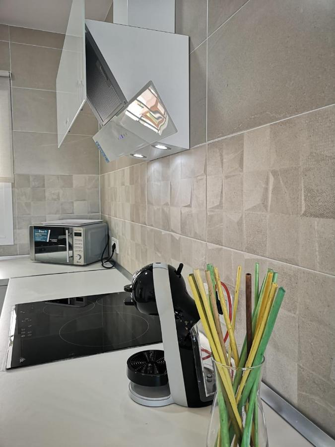 Apartamento Suite Arco De La Villa,Solo Familia Y Parejas,Parking Gratuito 科尼尔-德拉弗龙特拉 外观 照片